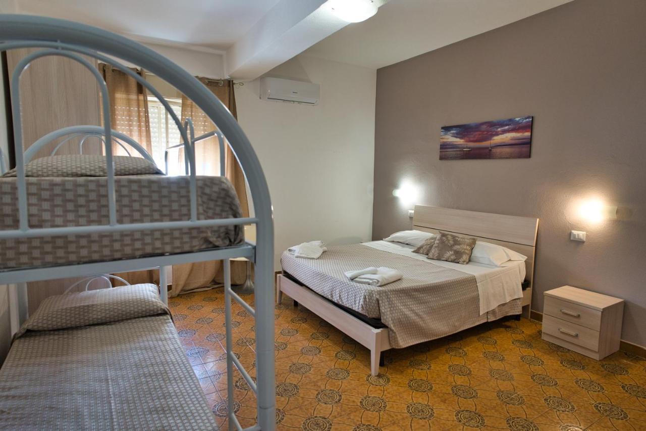La Ruota Hotel Oliveri Kültér fotó