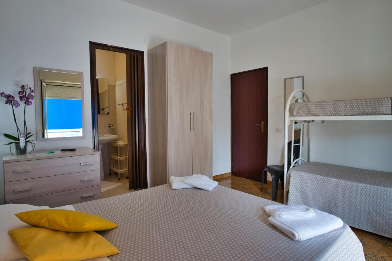 La Ruota Hotel Oliveri Kültér fotó