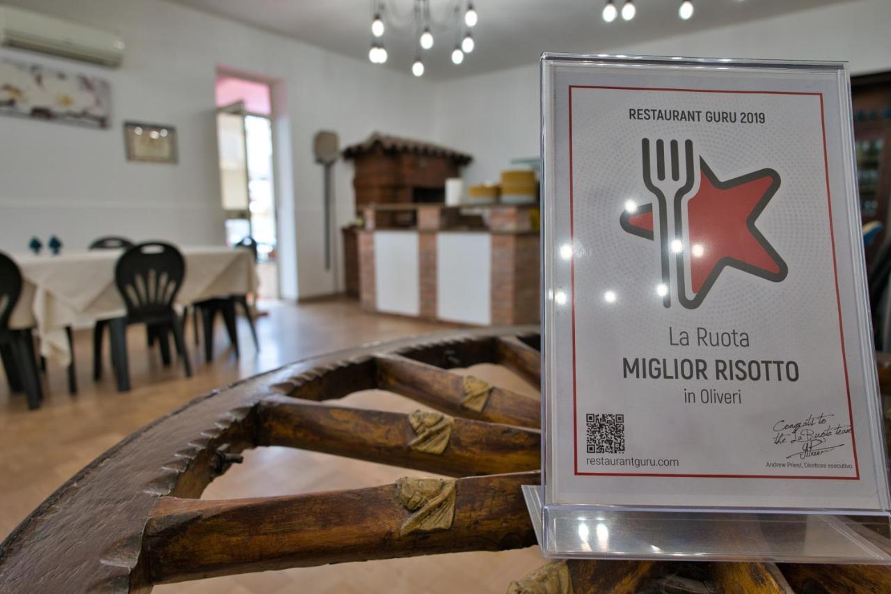 La Ruota Hotel Oliveri Kültér fotó