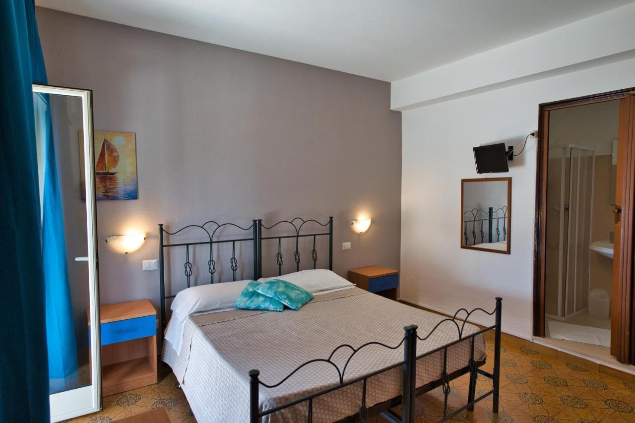 La Ruota Hotel Oliveri Kültér fotó